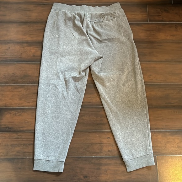 Ugg Sweats - Picture 2 of 4